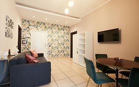 Vicky'S Luxury Guesthouse By Napoliapartments